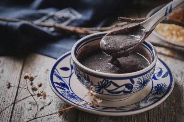 申宝证券 黑芝麻，要抱国资的大腿？