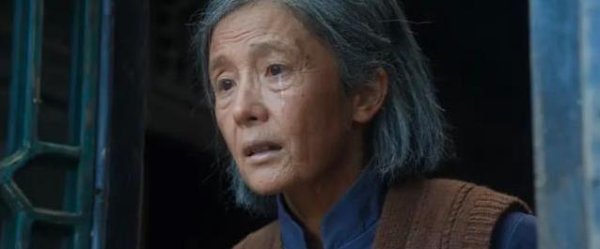 利好优配 杨幂邢菲扮丑惊呆观众，抛弃滤镜，她们凭啥征服内娱？